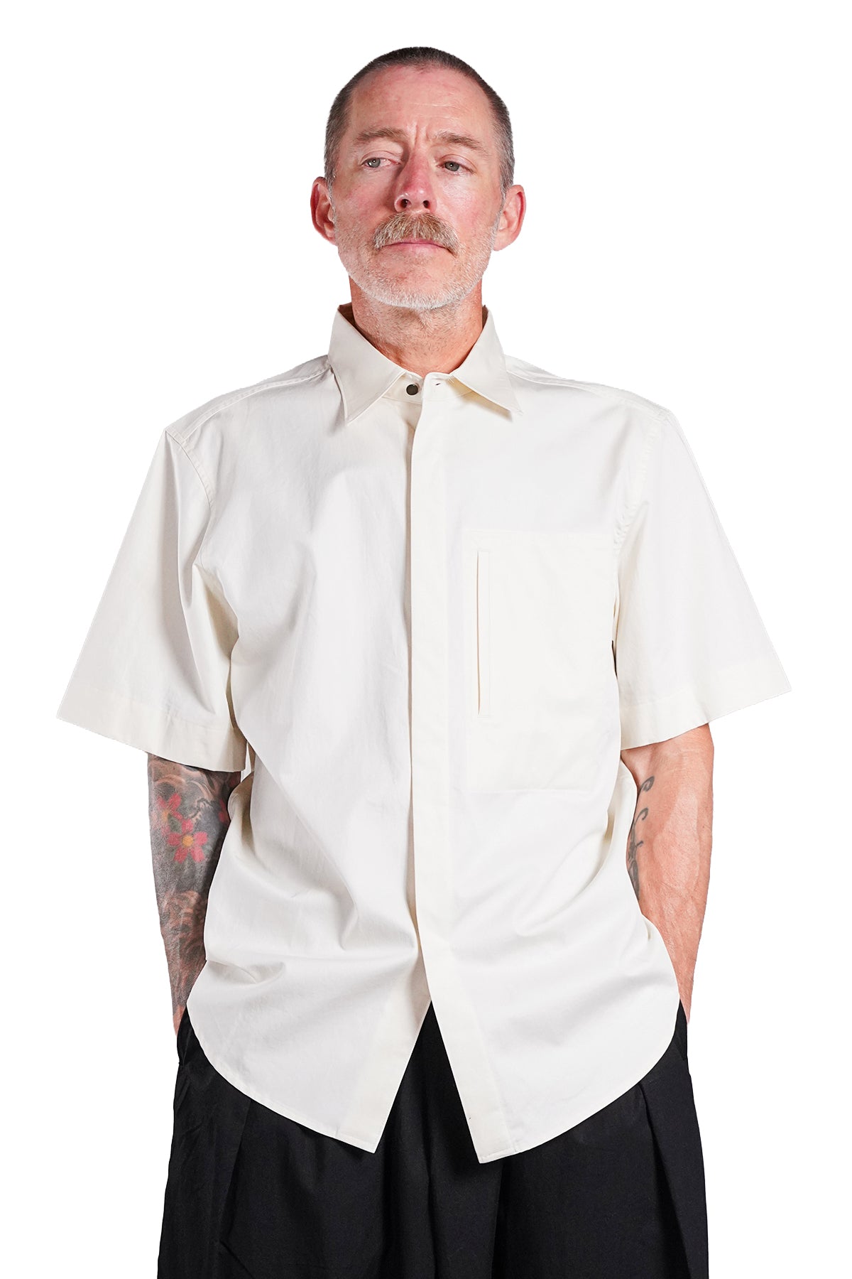 FLY FRONT SHORT-SLEEVED SHIRT