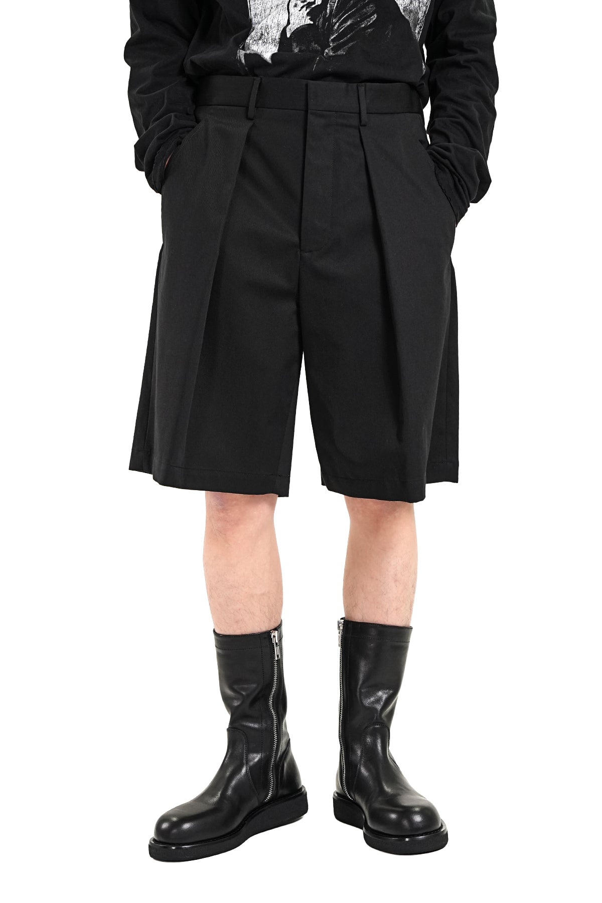 NORALF WIDE LEG PLEATED SHORTS