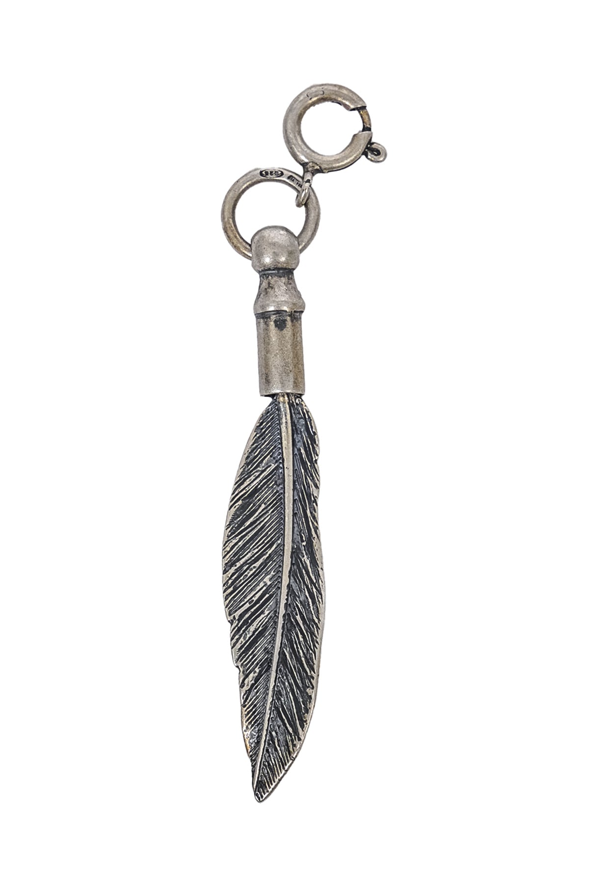 LAURI SMALL SILVER FEATHER CHARM