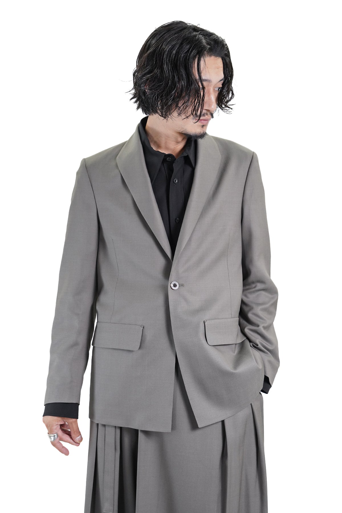 MODIFIED SHAWL COLLAR JACKET