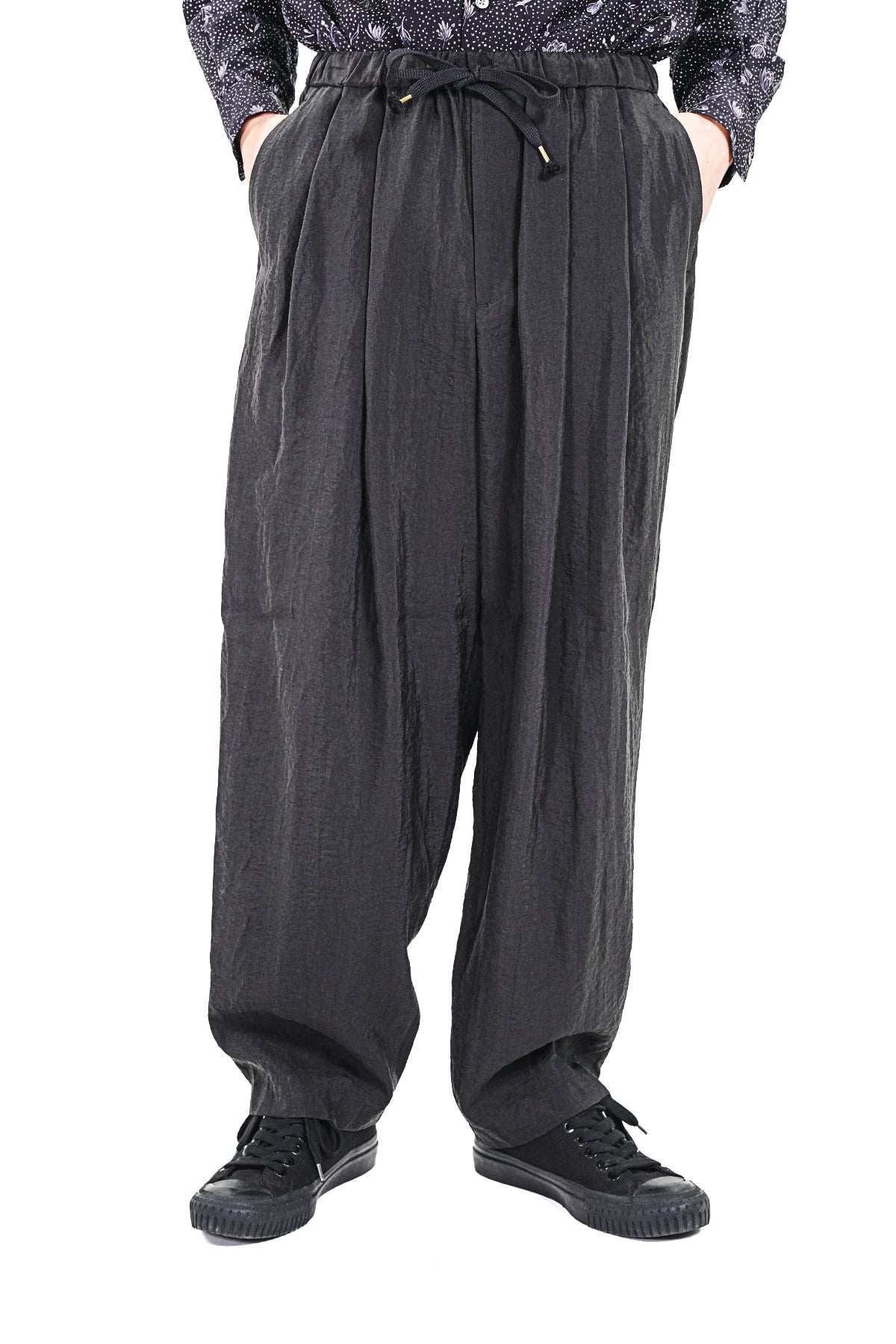 DOUBLE PLEATED EASY TAPERED