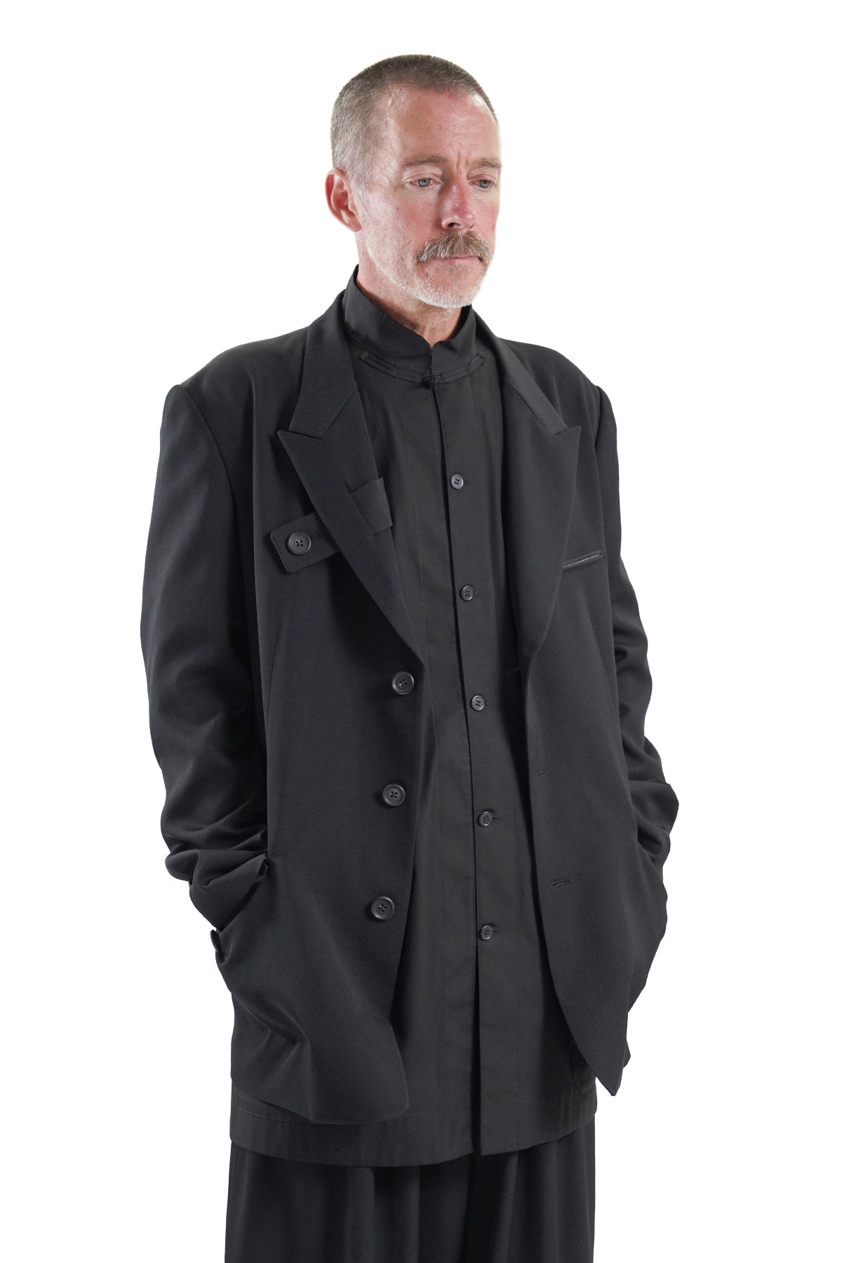 【新品タグ付き】 2023AW Wool Gabardine Jacket WOOL GABARDINE JACKET WITH A RIGHT LAPEL TAB – HUES ONLINE