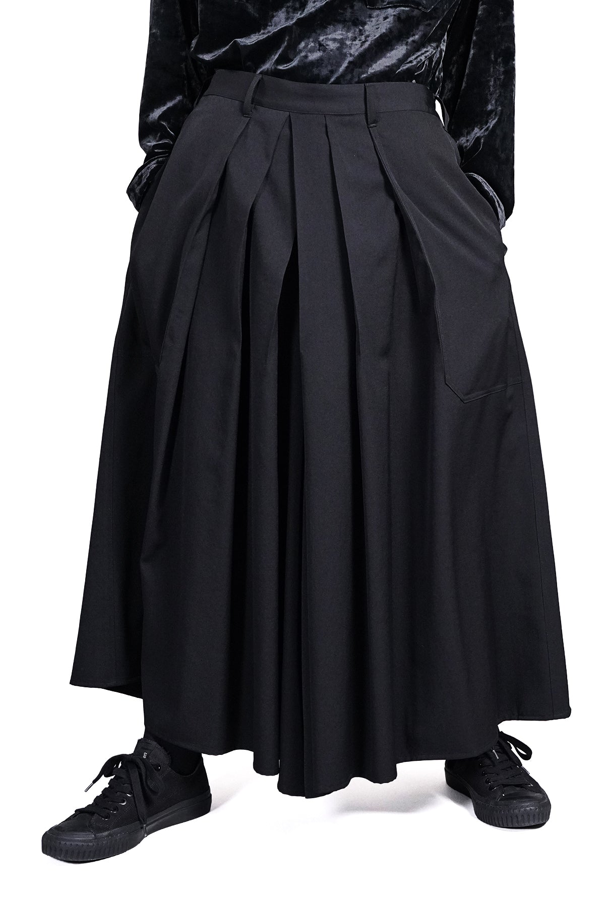 WOOL GABARDINE HAKAMA PANTS