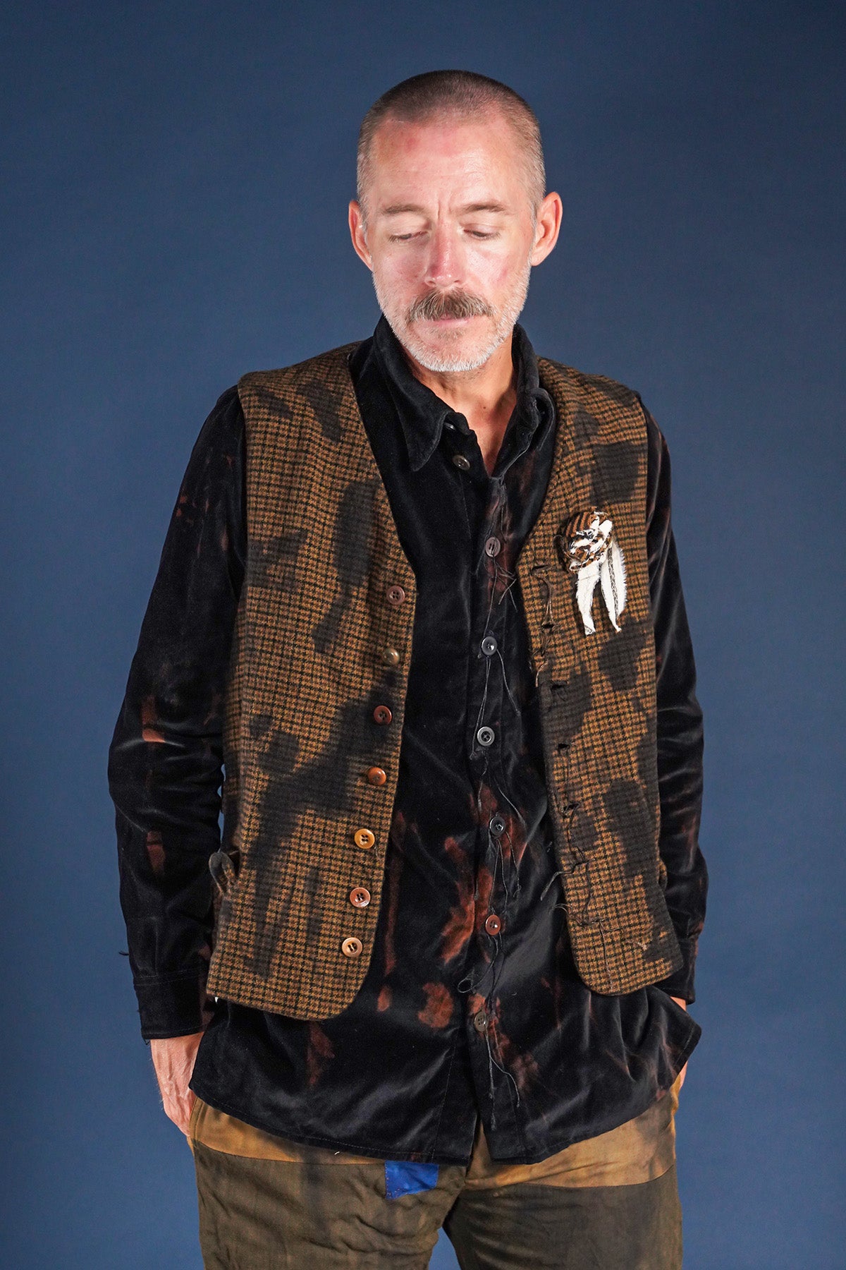 VEST