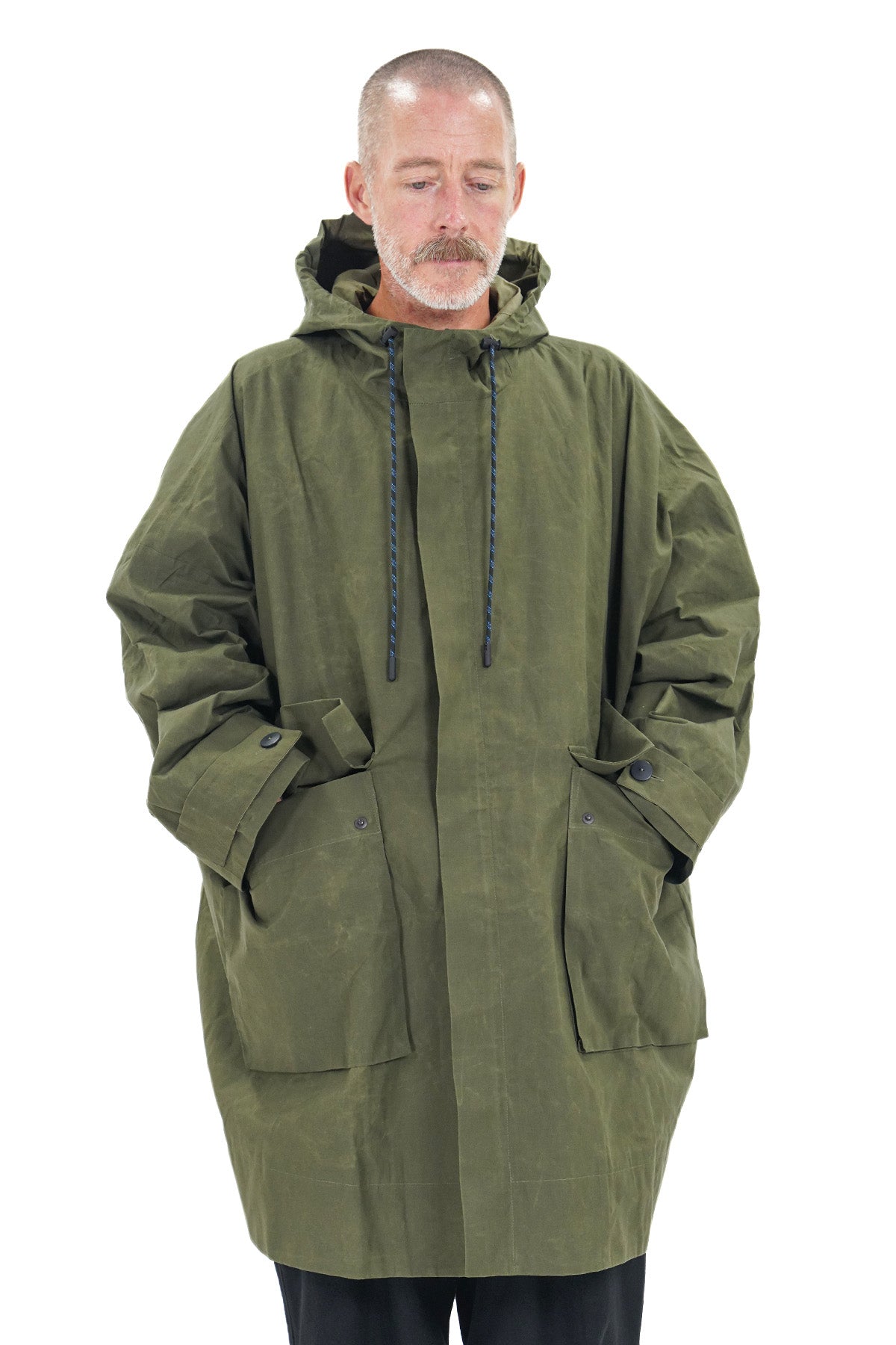 THE WAYFINDER COAT