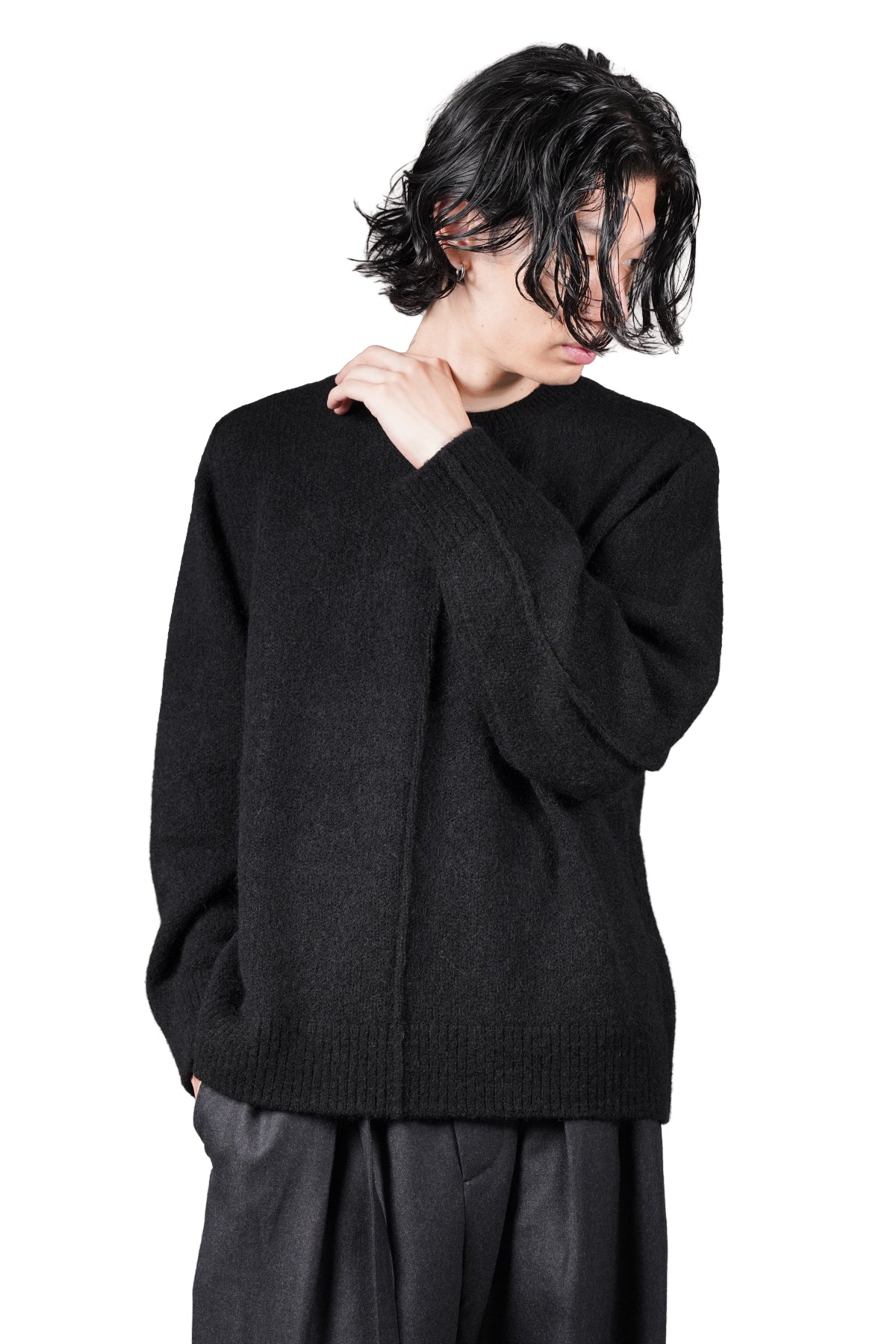 CREW-NECK KNIT PULLOVER