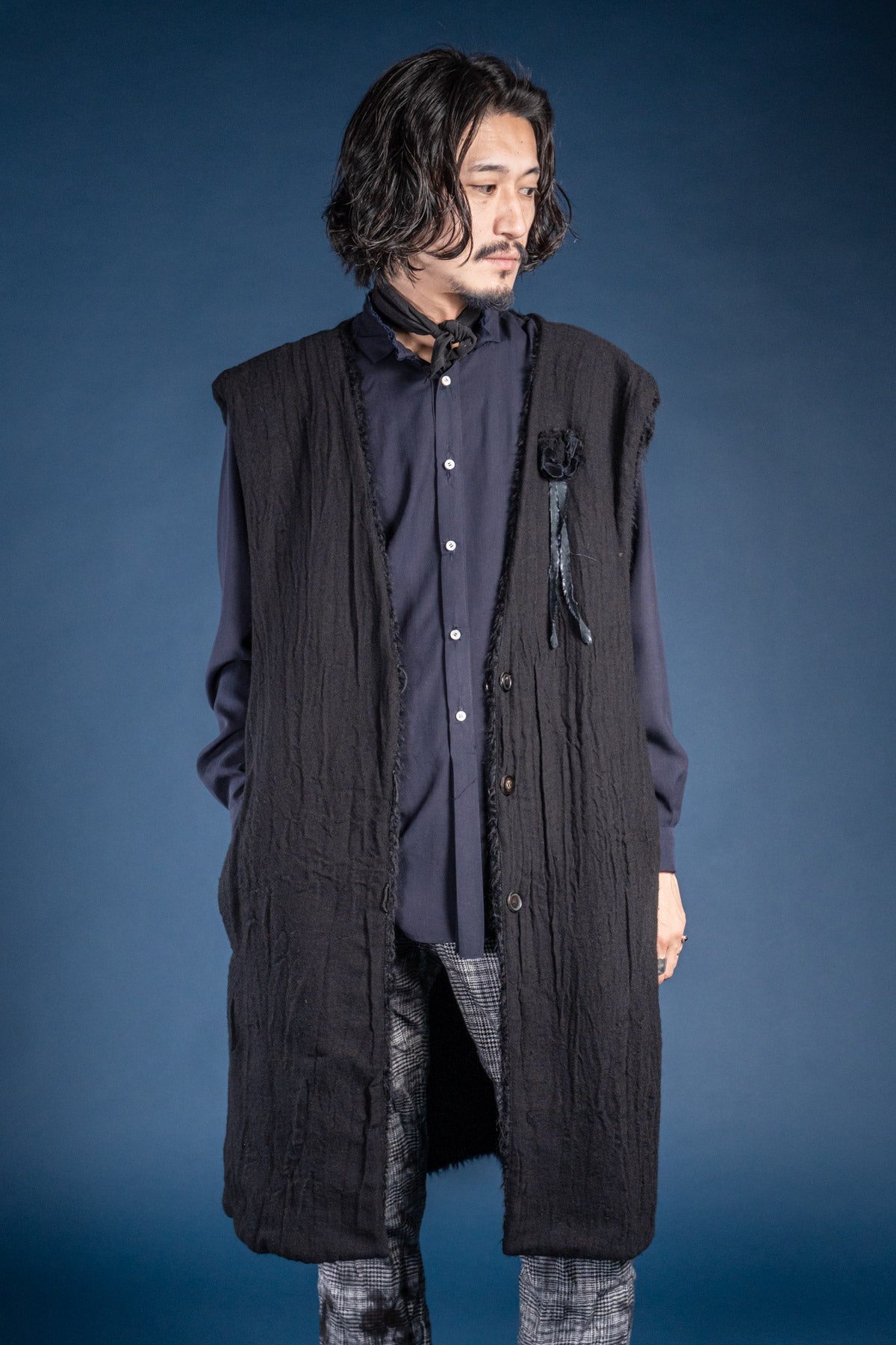 REVERSIBLE LONG VEST