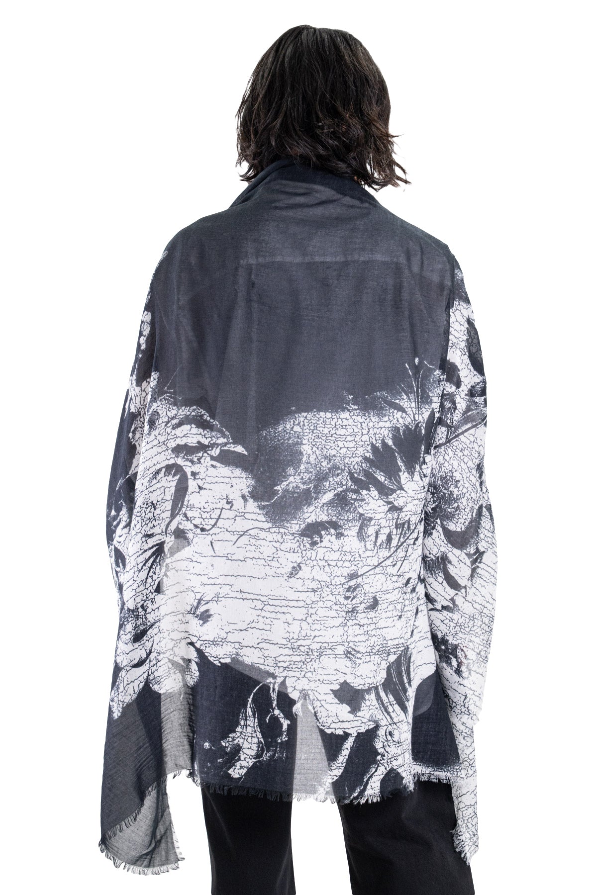 ANN DEMEULEMEESTER – HUES ONLINE