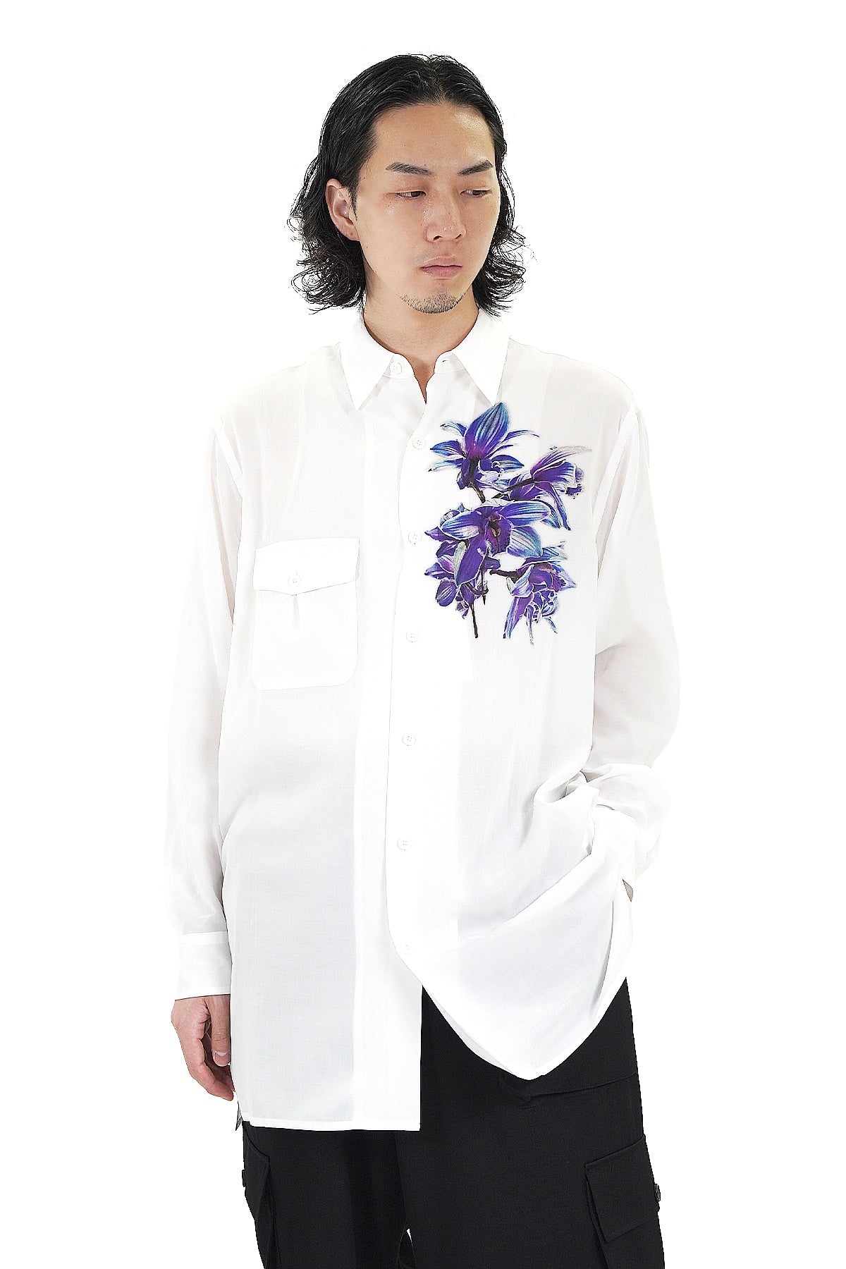 REGULAR COLLAR SHIRT WITH BLUE FLOWER PRINT