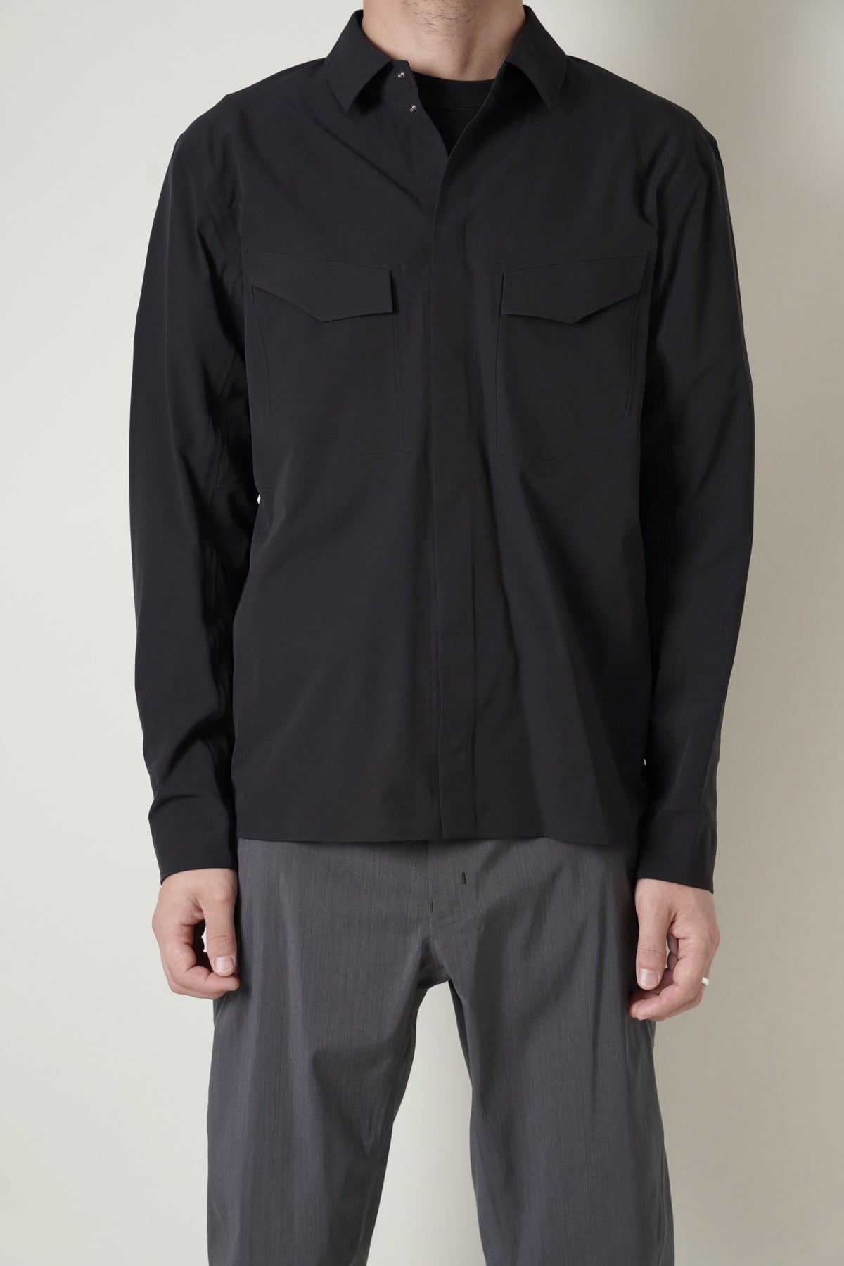 ARC'TERYX VEILANCE Field LS Shirt Lサイズ 黒 - シャツ