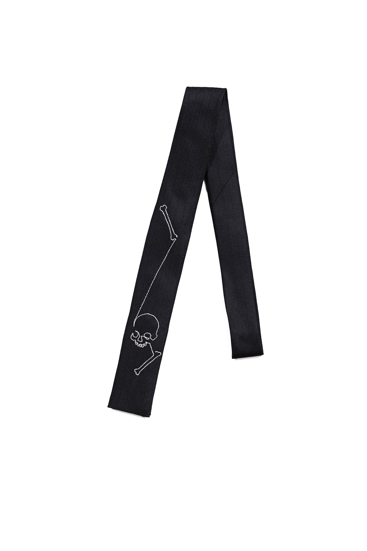SQUARE TIE WITH SKULL EMBROIDERY