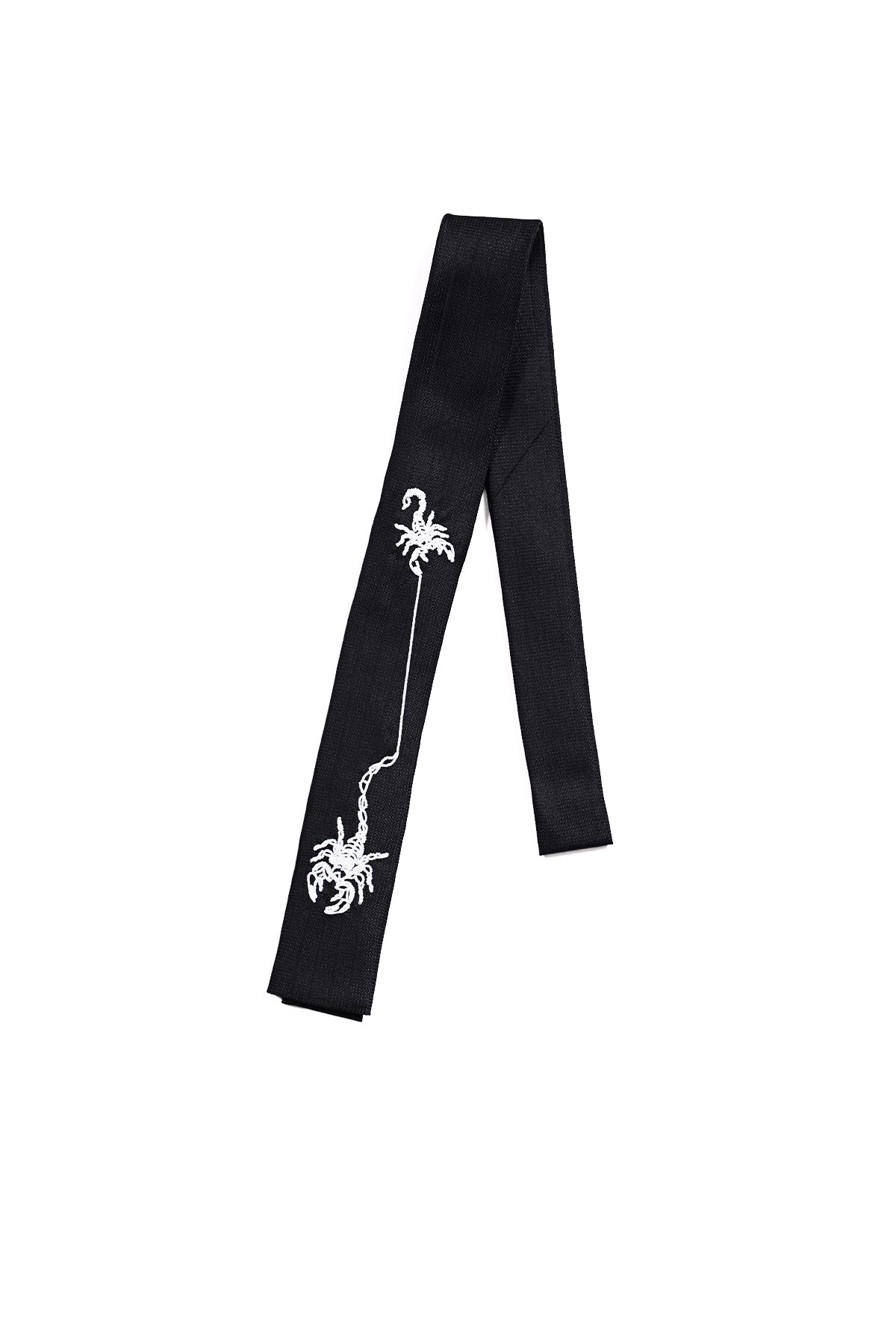 SCORPION-EMBROIDERED SQUARE-END TIE