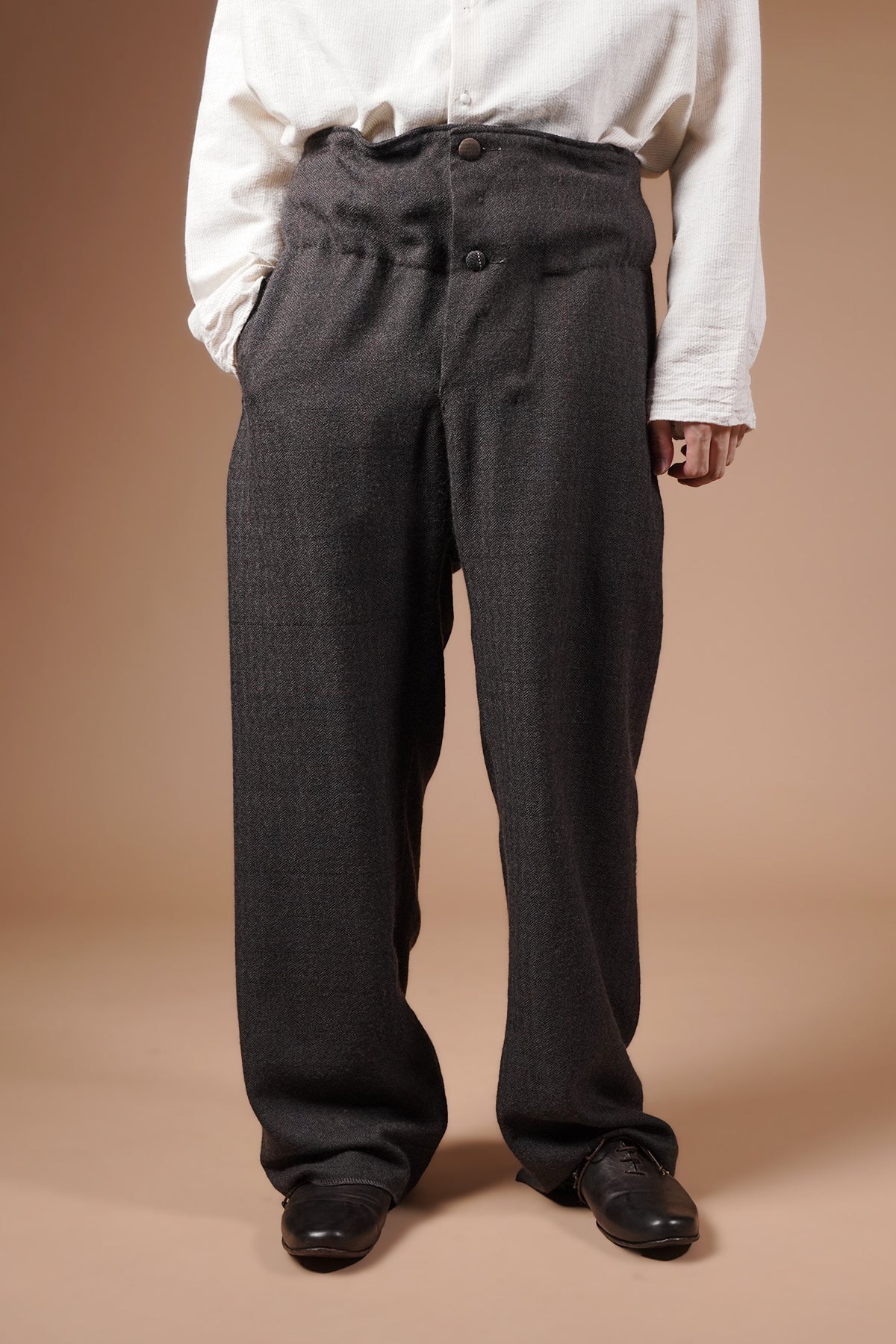 LONG CLOSING INSEAM PANTS