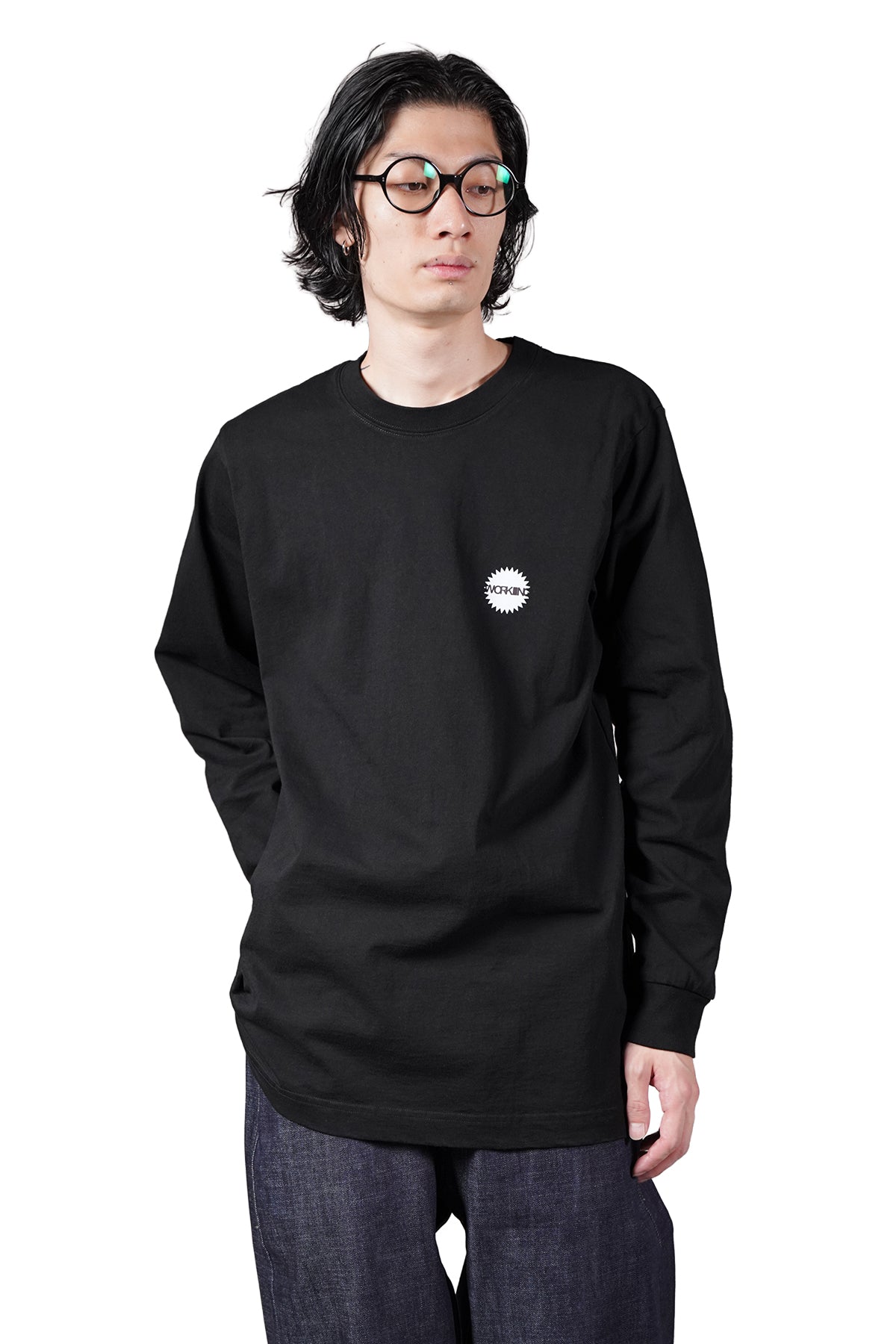 LONG SLEEVE STAR STICKER T