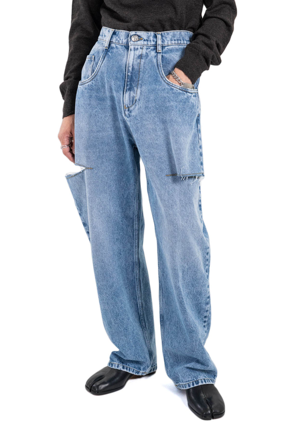 CUTOUT JEANS