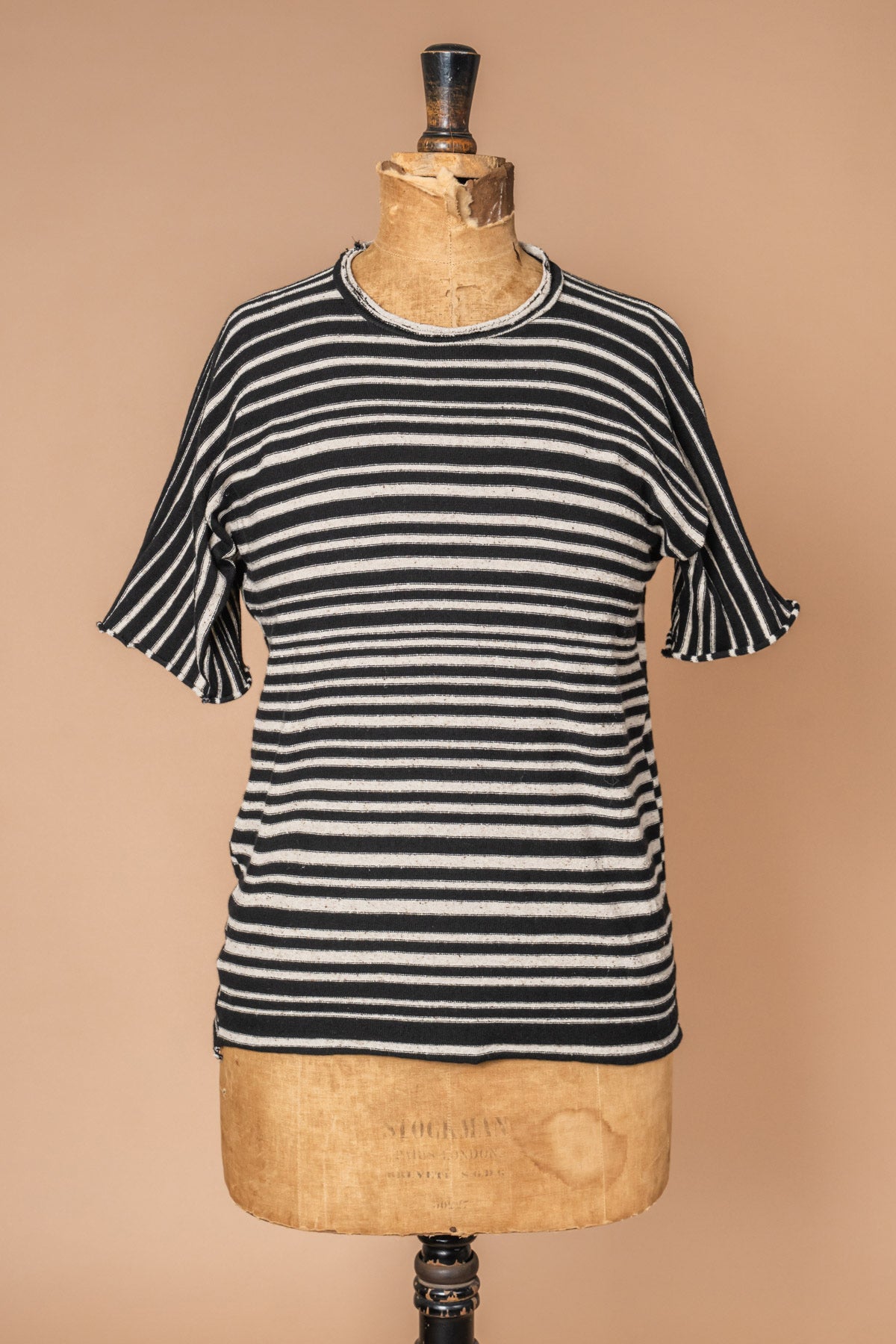 T PATTERN SHORT SLEEVE