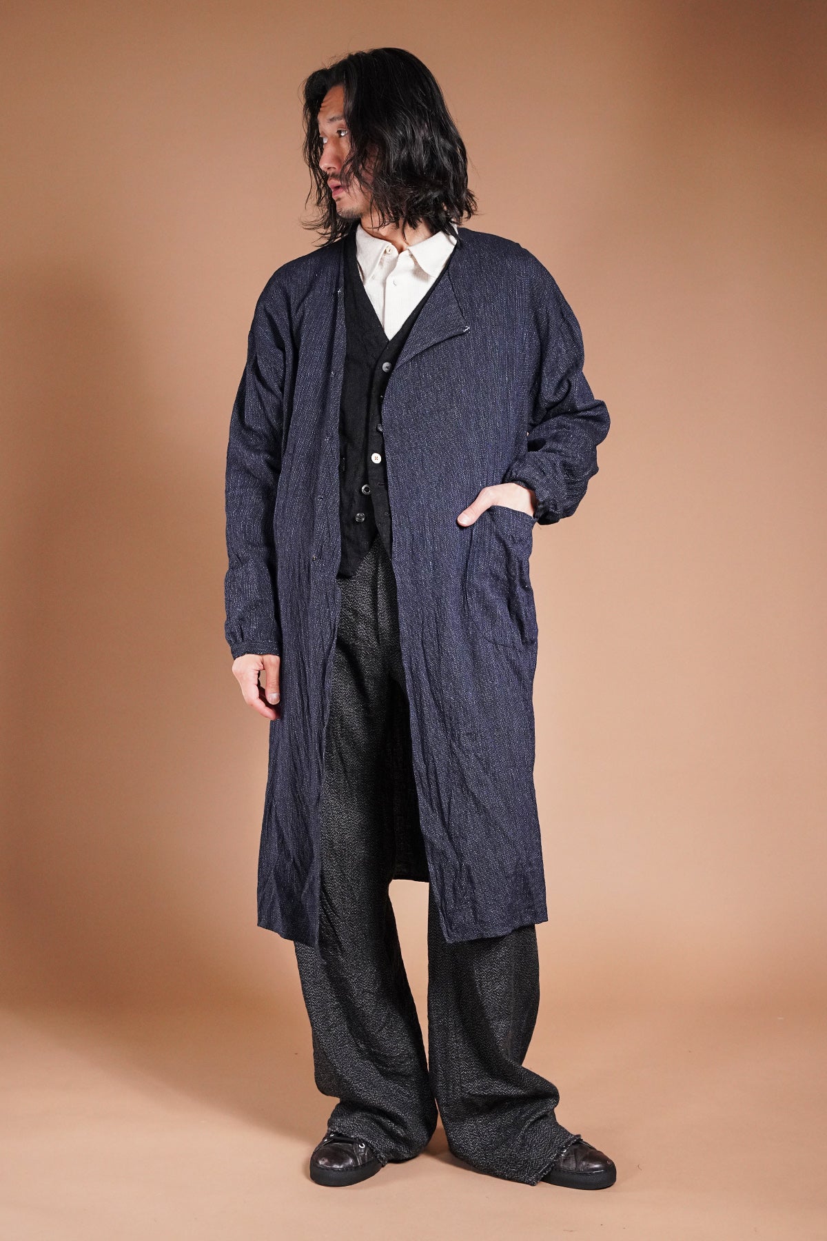 OFF CENTER LONG LOOSE SHIRT