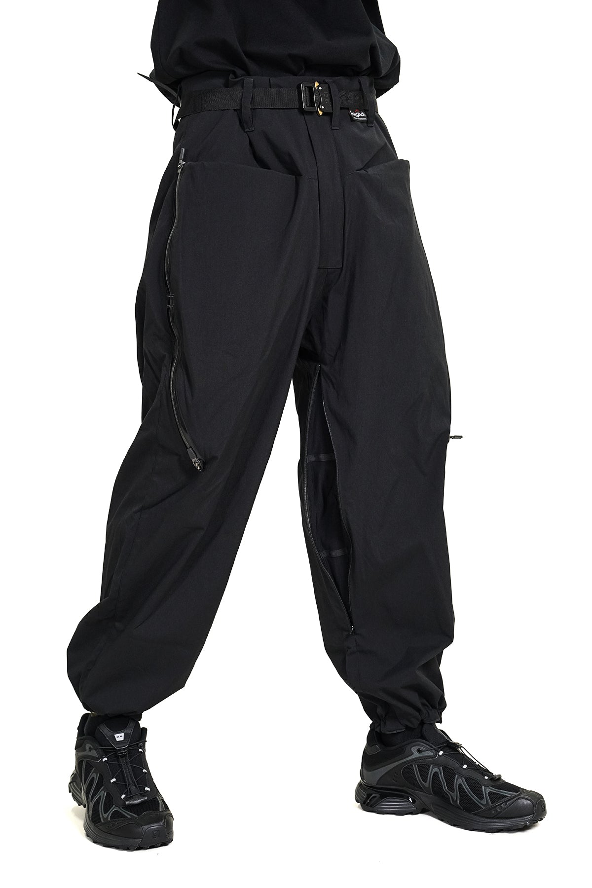 ENCAPSULATED NYLON VENT PANT