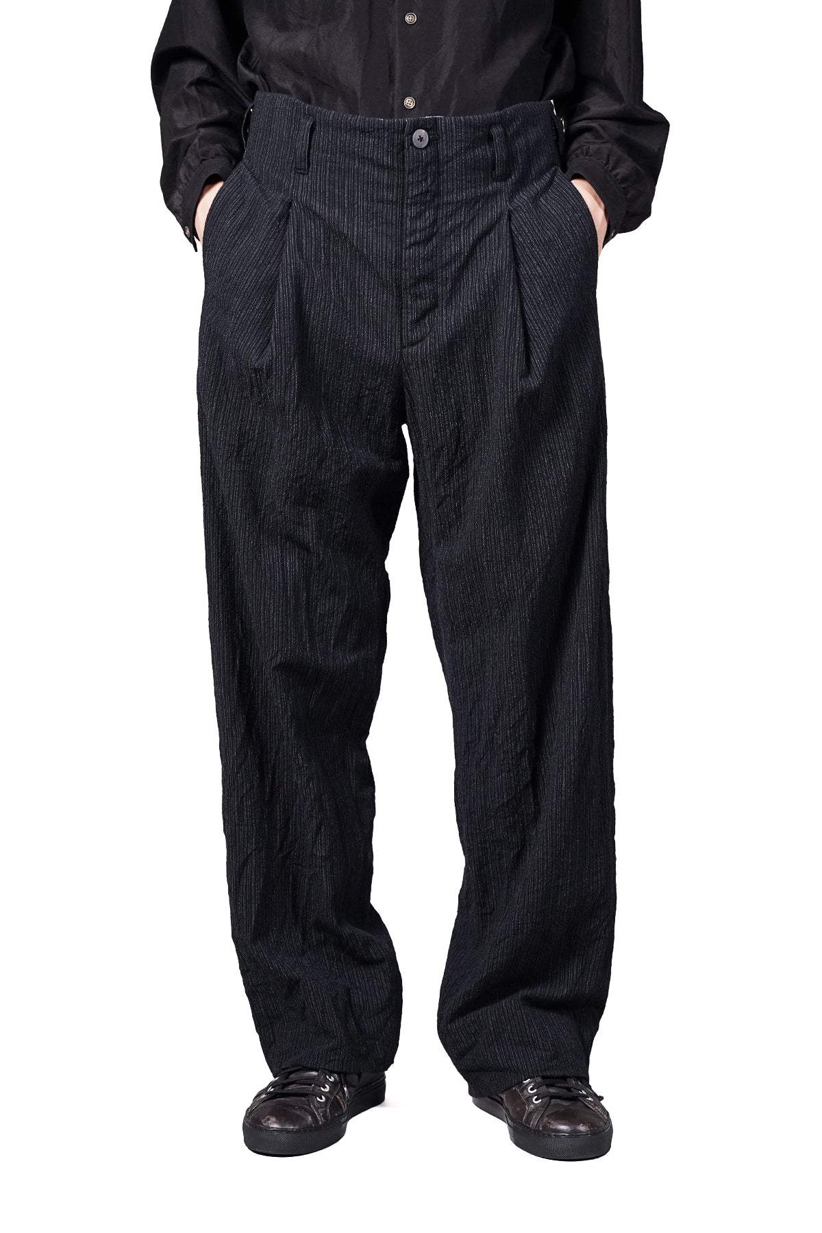 SINGLE PLEATED WIDE PANTS
