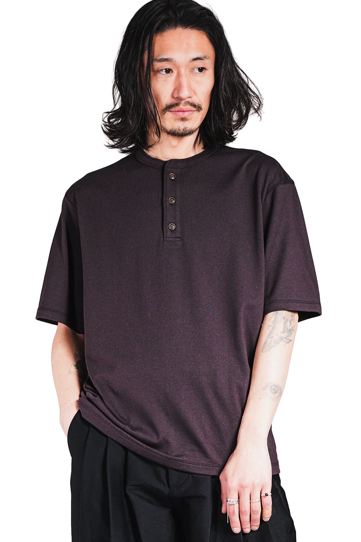 HENLEY NECK SS T-SHIRT