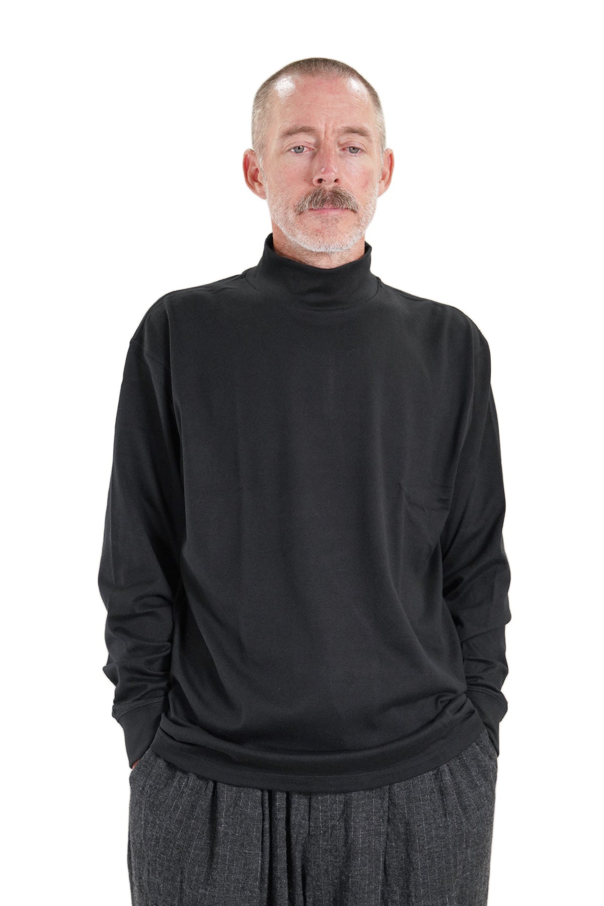 MOCK NECK LS T-SHIRT