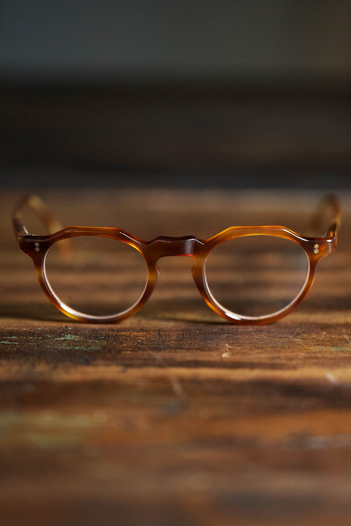 THE SPECTACLE HUES ONLINE